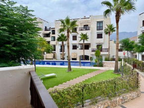 Nuevo Oasis Apartamento con Parking y Piscina, Salobreña